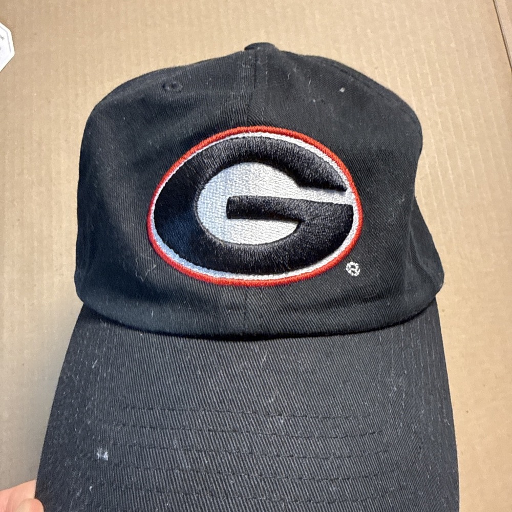 UGA Bulldogs Embroidered Logo Signatures Black/Red Adj Hat 47 Brand